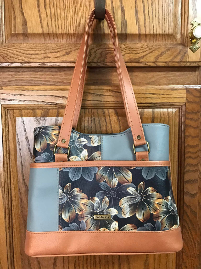 Caramel printed vinyl 3 sizes