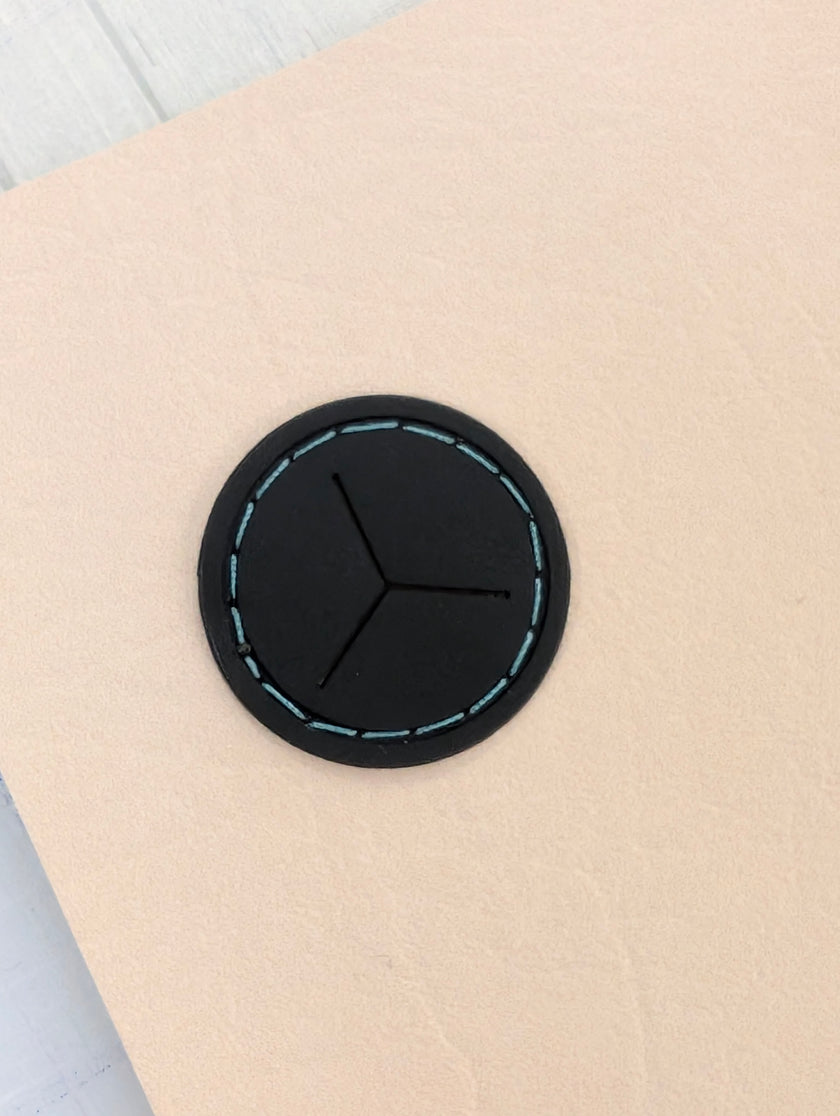 Patch applied to vinyl, 4.5 stitch length