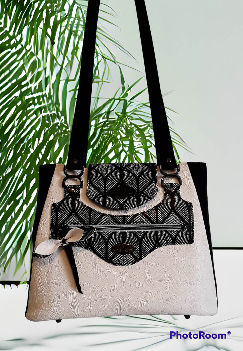 Maze printed vinyl 3 sizes